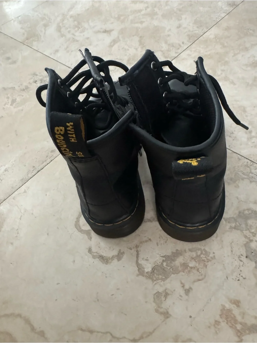Dr. Martens classic dr